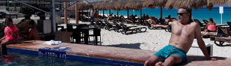Cancun images - the beach side of the hotel Westin