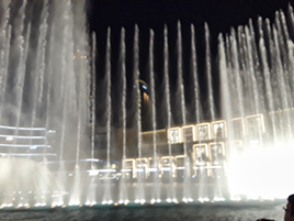 Images of the Dubai Fountain Show on the Burj Khalifa Lake