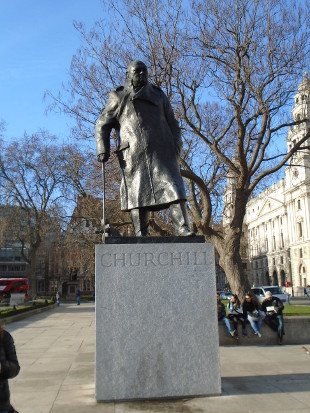 Sr Winston Churchill monument