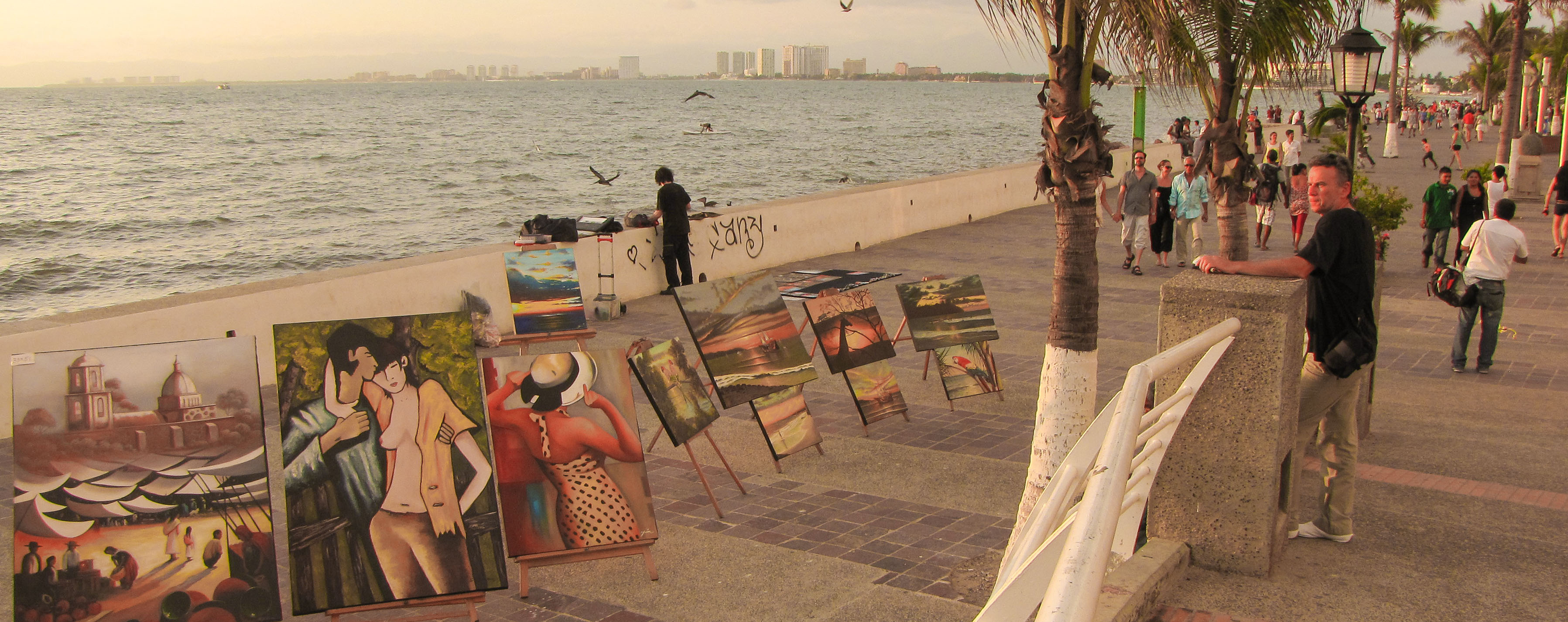 Image of Puerto Vallarta beachside promenade