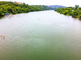 An image of Austin Colorado river from our Album
