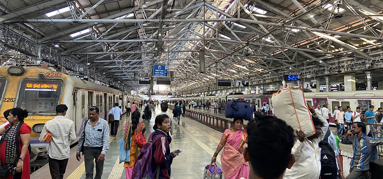 Bombai railway station