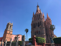 San Miguel de Allende’s central plaza is known as El Jardin. This is the social heart of the city, a venue for fiestas and live music and a popular meeting place, day and night