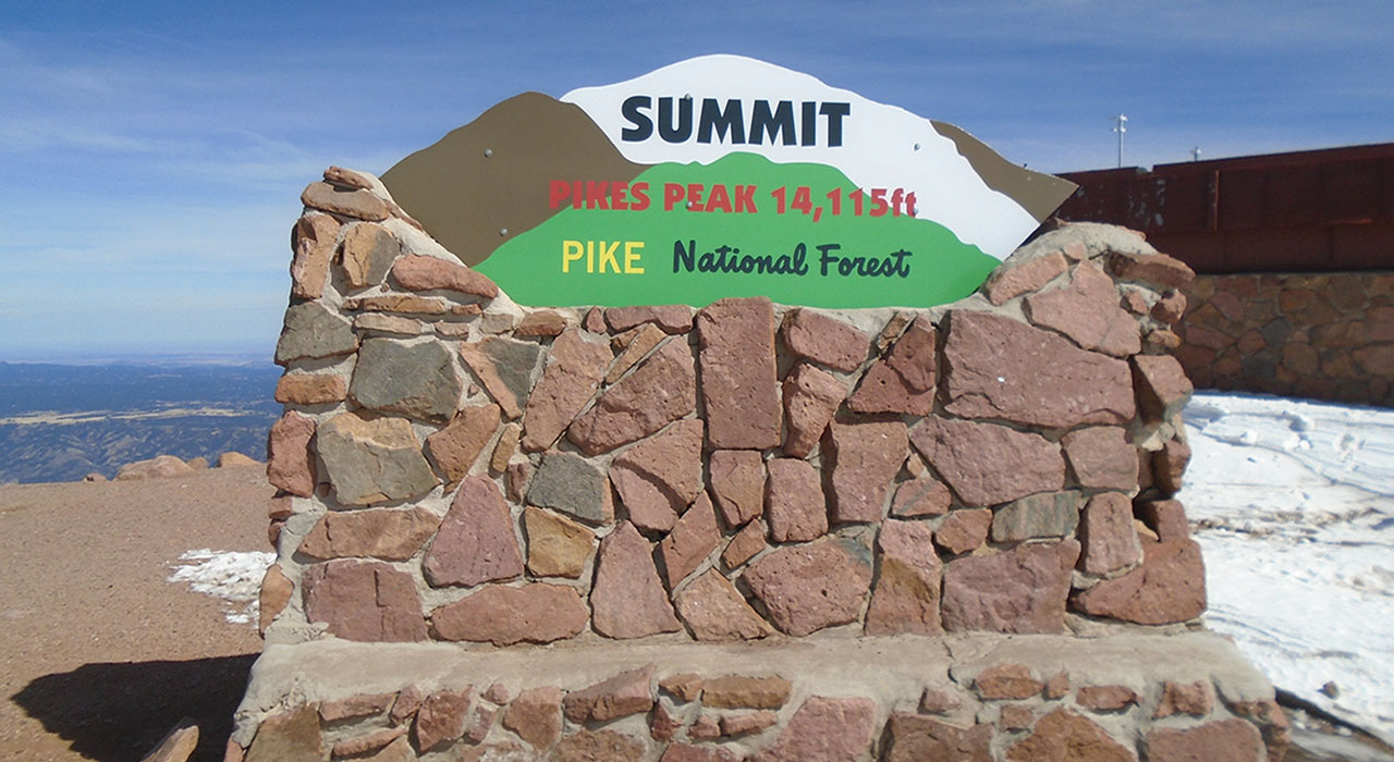 An image of the Pikes Peak summit