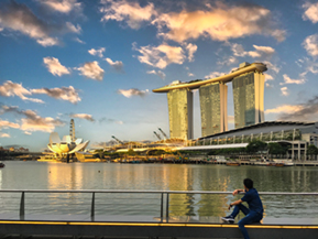 Three towers - Marina Bay Sand hotel: differnt time of day and color.