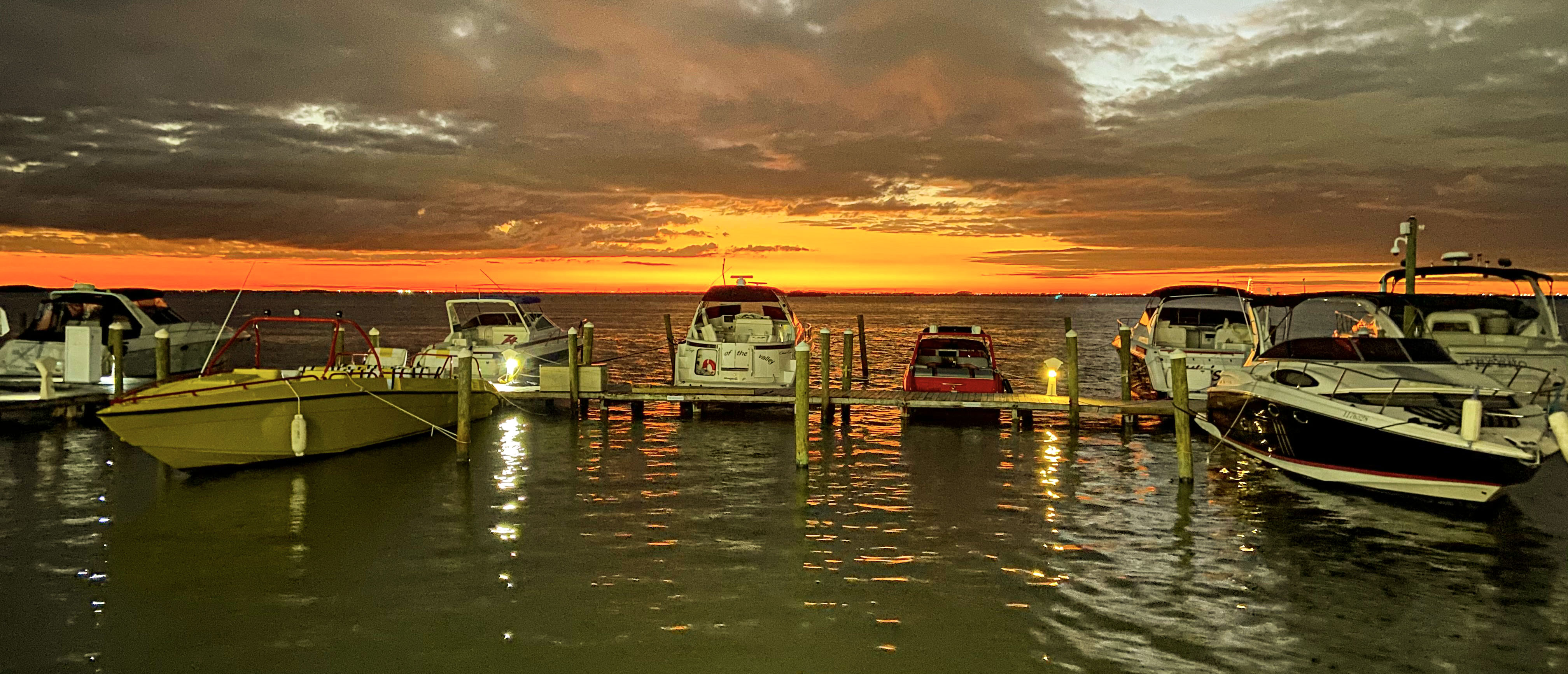Image Cancun harbor sunset
