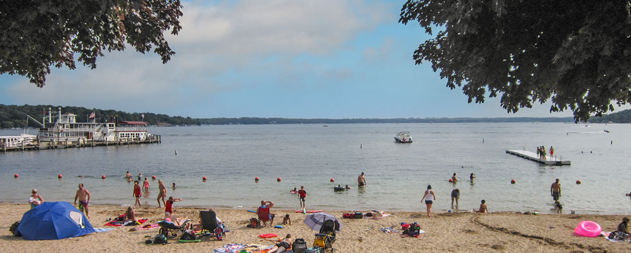 An image of Lage geniva beach front