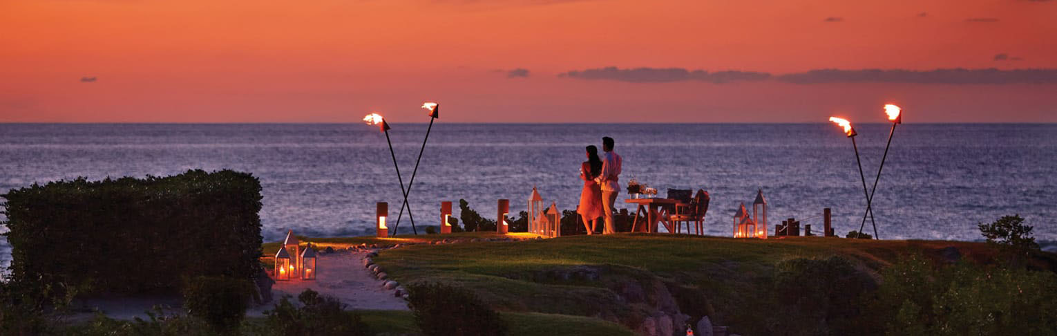 The Rock” is the most coveted spot for intimate celebrations. Enjoy uninterrupted sunsets and stunning stargazing.